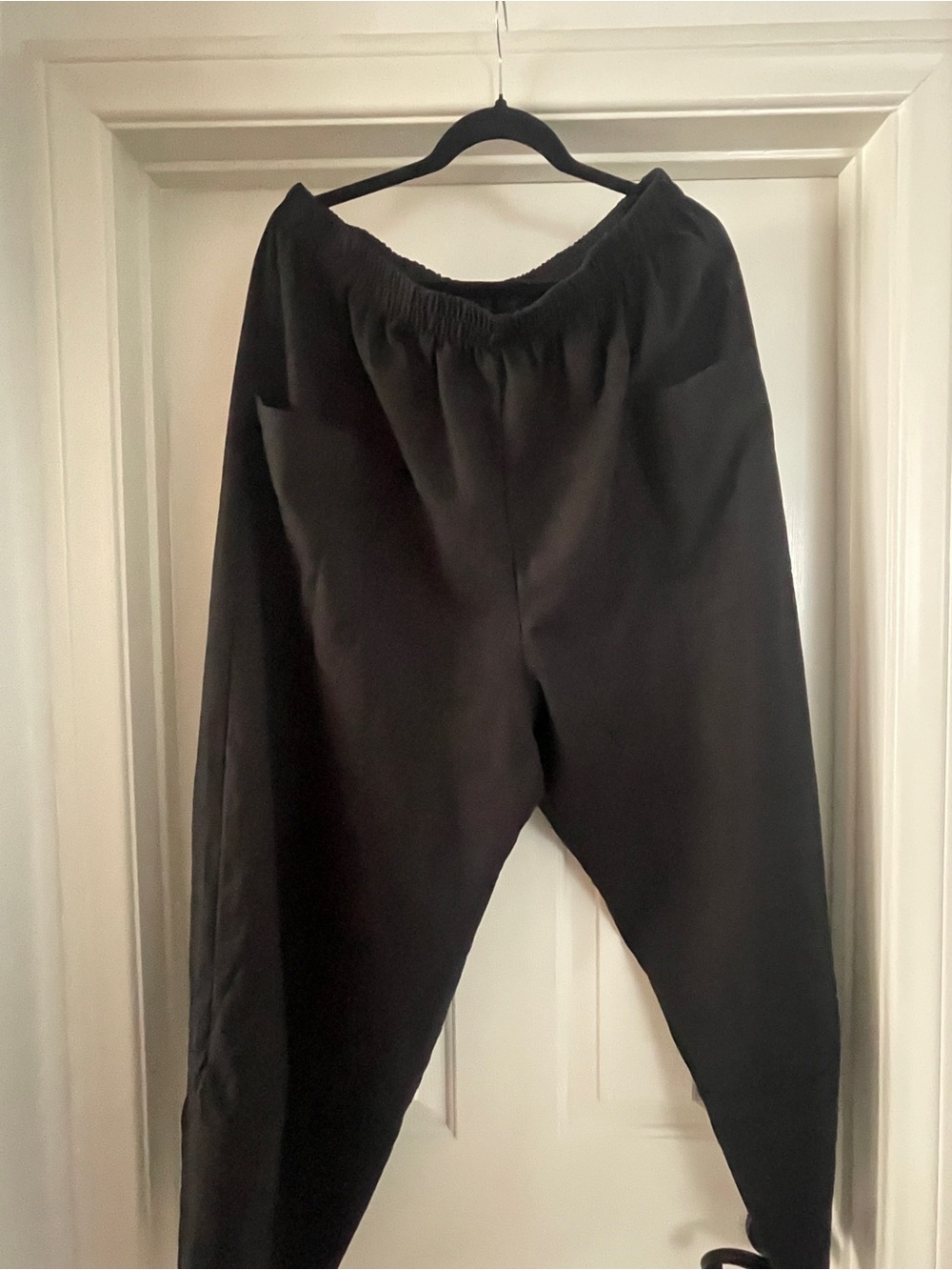 ♠️ Black Barrel Linen Pants. Elastic waist with pockets. Size XL - Picture 5 of 8